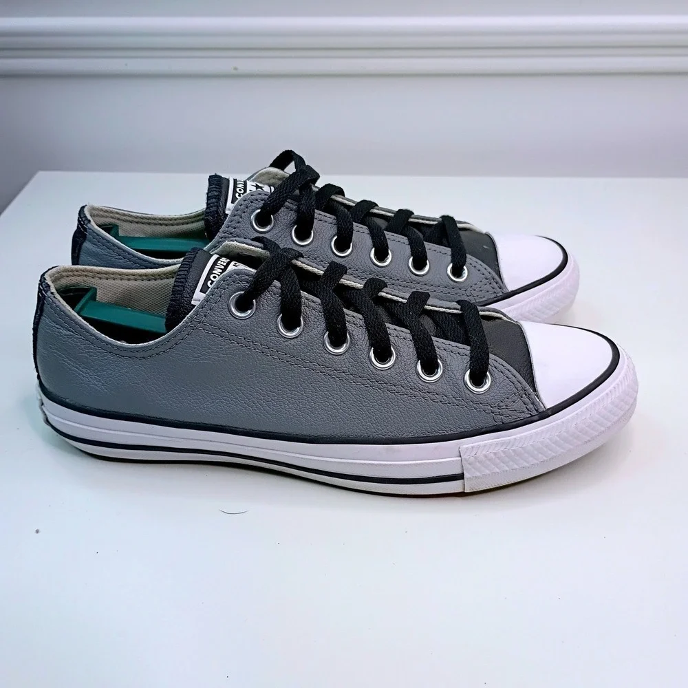 Converse Chuck Taylor All Star Low Top Grey Black Leather‎ Sneakers Womens 8.5